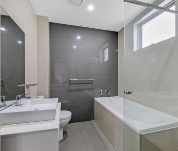 Exclusive Top-Floor Living in a Premier School Catchment - Photo 2