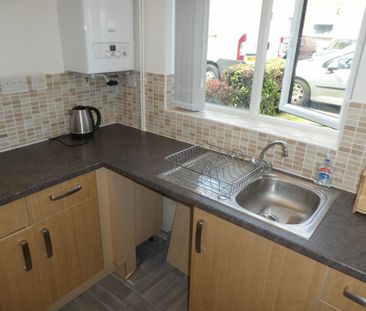 2 bedroom terraced house to rent - Photo 6