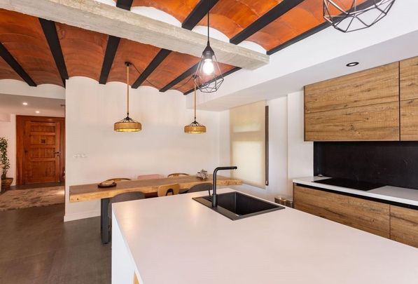 2 room luxury Detached House for rent in Elche, Valencia - Photo 1