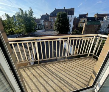 Sint-Andries,ruim zonnig vernieuwd energiezuinig appartement van 12... - Foto 3