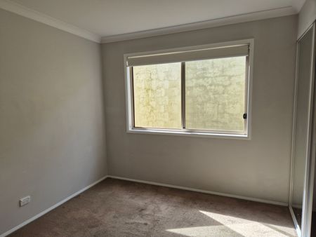 Family Friendly Home in Quiet Location in Robina - Photo 5