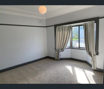 9 Finlayson Street, Wollongong, NSW 2500 - Photo 4