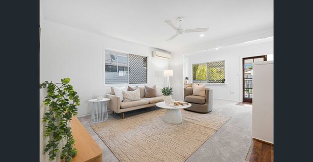 Home Sweet Home - 3 bedroom plus office/guest room - Photo 1