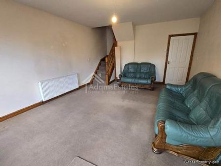 2 bedroom property to rent in Batley - Photo 5