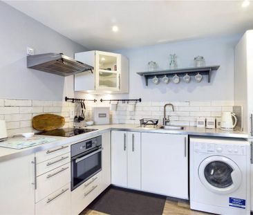 1 bedroom detached house to rent - Photo 3