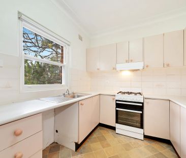 22 Henley Street, Lane Cove West. - Photo 4