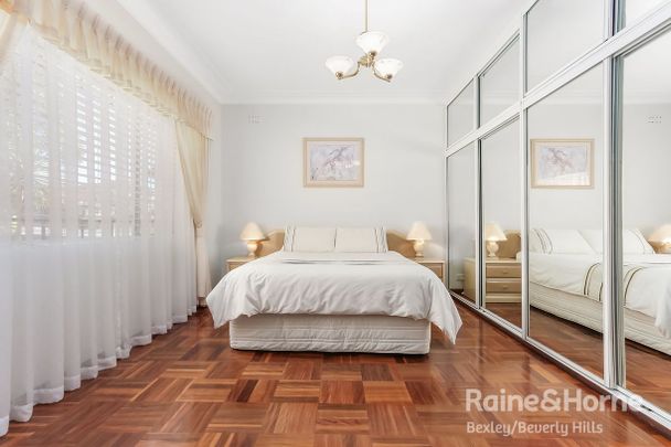 76 Staples Street, Kingsgrove, NSW 2208 - Photo 1