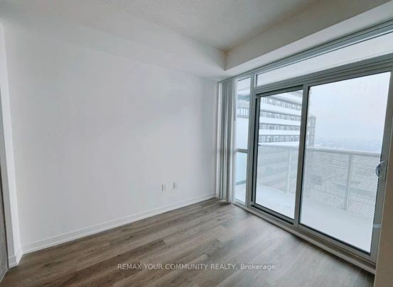 8 interchange Way #4211 - Photo 1