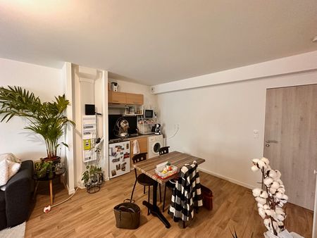 Location appartement 2 pièces, 43.01m², La Roche-sur-Yon - Photo 3