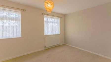 Norton Avenue, Herne Bay, CT6 - Photo 4