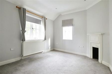 3 bedroom detached house to rent - Photo 4