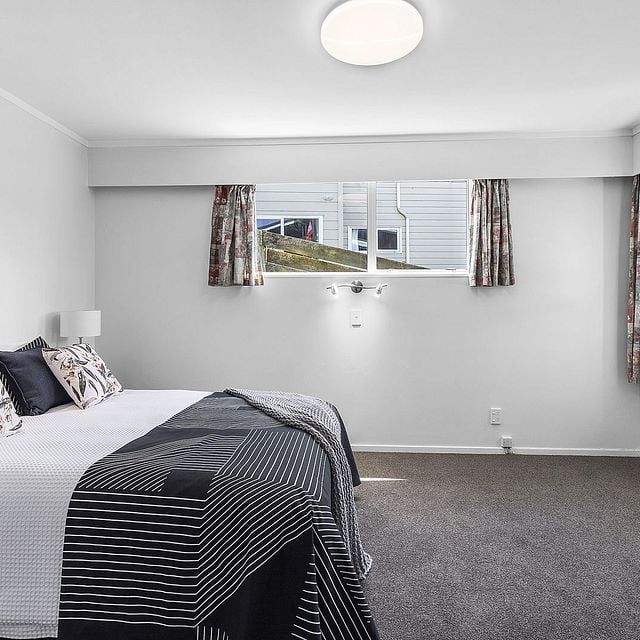 Large family home ready to move in - Photo 1