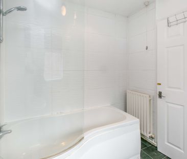 4 bedroom house to rent Brindley Street, Newcastle, ST5 - Photo 4