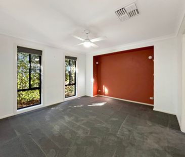 Rosewood Grove Home with a Pool - Photo 6