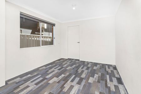 Charming 2-Bedroom Unit in Prime Kiama Location - Photo 3