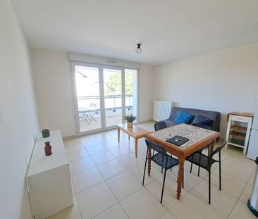 2 pièces - Meublé - 44 m² - 2ème étage - Colocation non autorisée - Photo 3