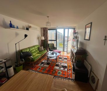 2 Bed Flat, Palmers Road, E2 - Photo 1