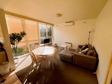 Room 2 (Private) - Photo 2