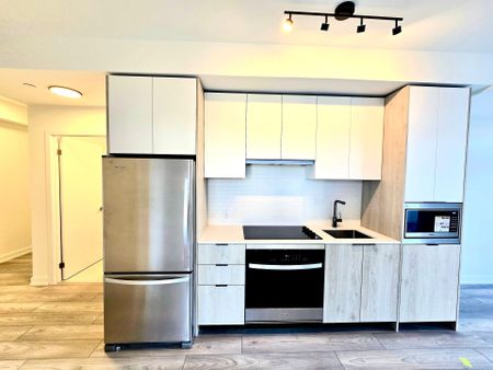 For Lease - 1007 The Queensway N/A Unit# 409, Toronto, Ontario - Photo 5