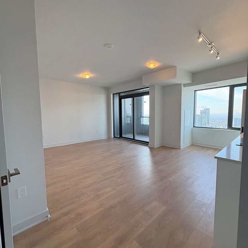 For Lease - 2920 HIGHWAY 7 Road Unit# 5205, Vaughan, Ontario - Photo 1