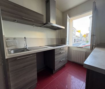 À louer – Charmant 2 pièces en centre-ville d’Arpajon avec cave - Photo 1