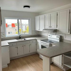 Appartement 5 ½ * DÉJÀ LOUÉ * - Photo 2