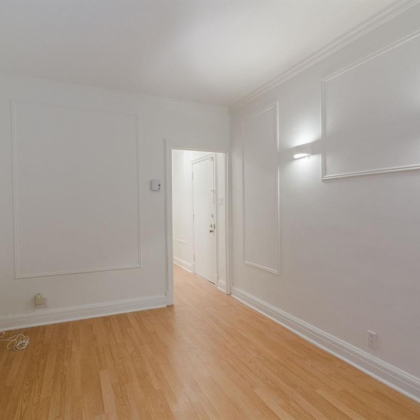 2060 du Fort Street - Photo 1