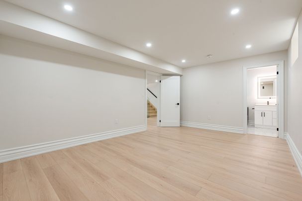 For Lease - 14 Crescent Road, Oakville, Ontario - Photo 1