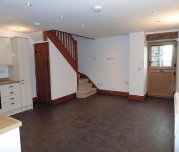 1 bedroom barn conversion to rent - Photo 1