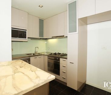 Spacious 2 Bedroom Apartment in Concept Blue - Photo 4