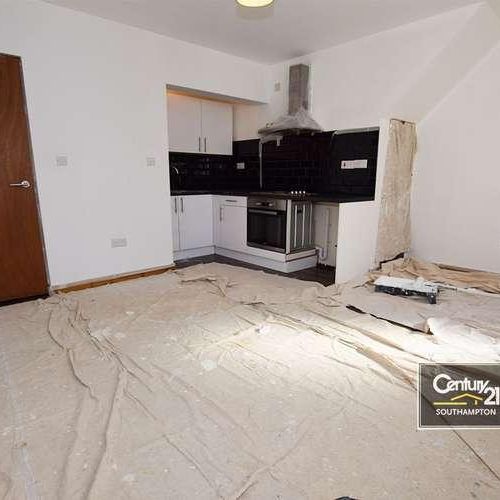 |ref. |, Victoria Road, Southampton, SO19 - Photo 1