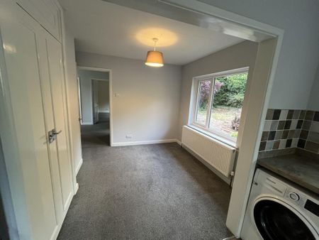 2 bedroom detached bungalow to rent - Photo 4