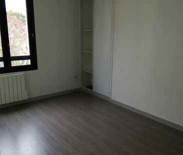 Location Appartement 2 pièces 48m² - Photo 4