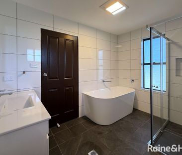 Freshly Renovated Two Bedroom Townhouse - Photo 2