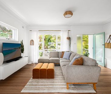 Stylish Top-Floor Duplex with House-Like Feel in a Peaceful Mona Va... - Photo 1