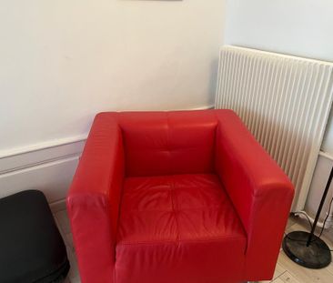 1er étage, grand loft 44 m2 meublé - Foto 2