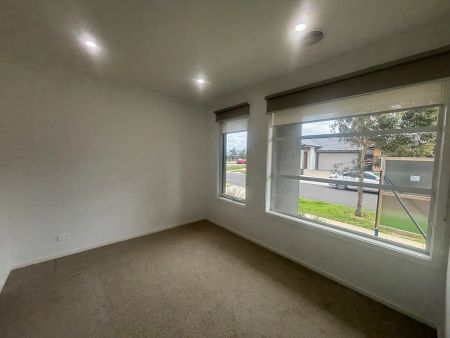 “Stunning Near New Home in the Heart of Tarneit” - Photo 5