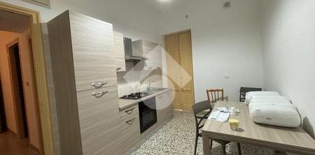 Trilocale in affitto - Photo 2