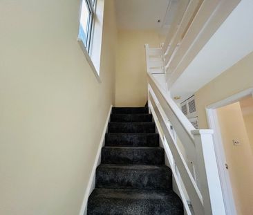 4 Bed Semi-Detached House, Ley Street, IG2 - Photo 1