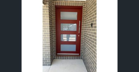 Stylish & Spacious Living at 7 Raymond Street, Leneva - Photo 5