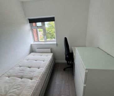 Wavell Way,Winchester - Photo 2