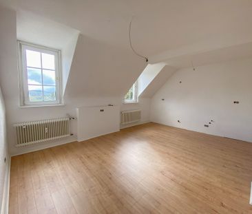 Wohnen zur Miete in einer Burg? 4-Zimmer Wohnung in der Burg Volper... - Foto 5
