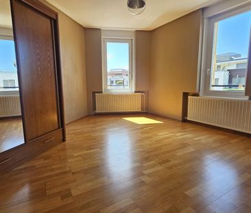 Location Appartement 3 pièces 74m² MONTIGNY LES METZ 57950 - Photo 3