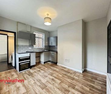 Doncaster Road, Barnsley, S70 - Photo 5