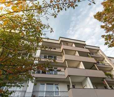 Modernisierte 3-Zimmer-Wohnung mit Balkon in Bremerhaven-Lehe - Foto 4