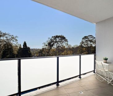 Modern Apartment Living in a Convenient Location - Photo 5