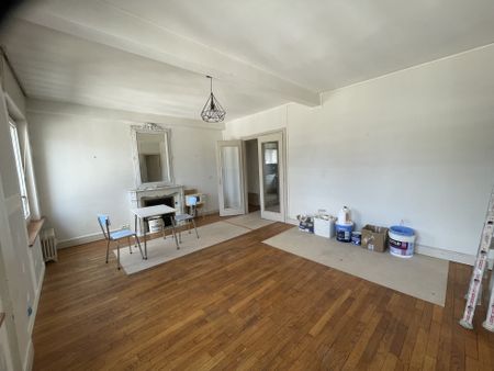 Appartement 109.3 m² - 4 Pièces - Amiens (80000) - Photo 2