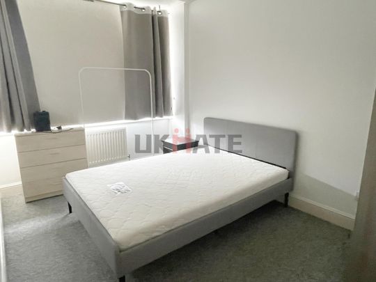 Arun House, Maybate Avenue Room 1 Room 2 - Photo 1
