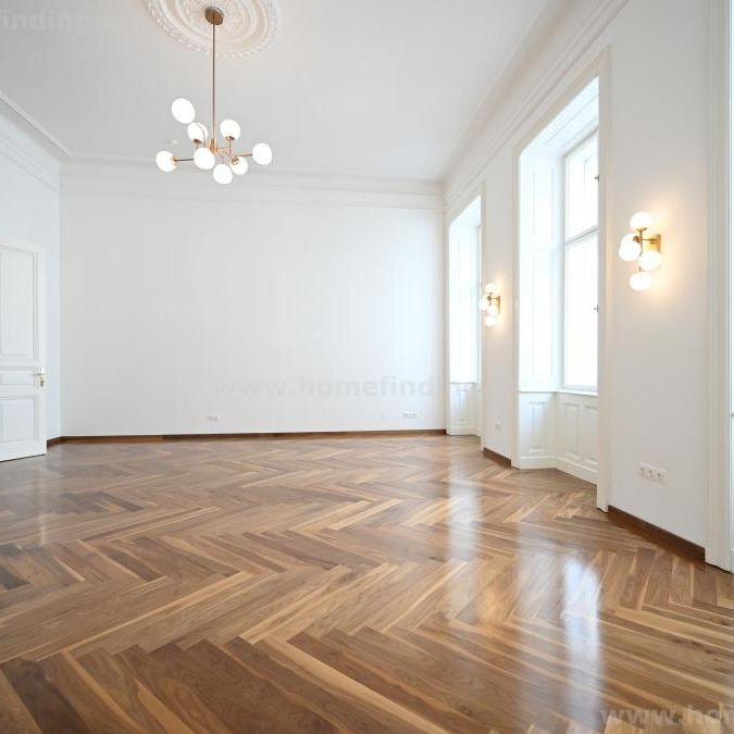 Erstbezug: repräsentative Altbauwohnung mit Balkon - nahe Stadtpark - Photo 1