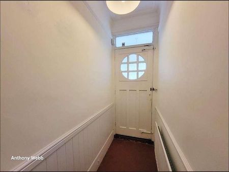 Barrowell Green, Winchmore Hill, N21 - Photo 4